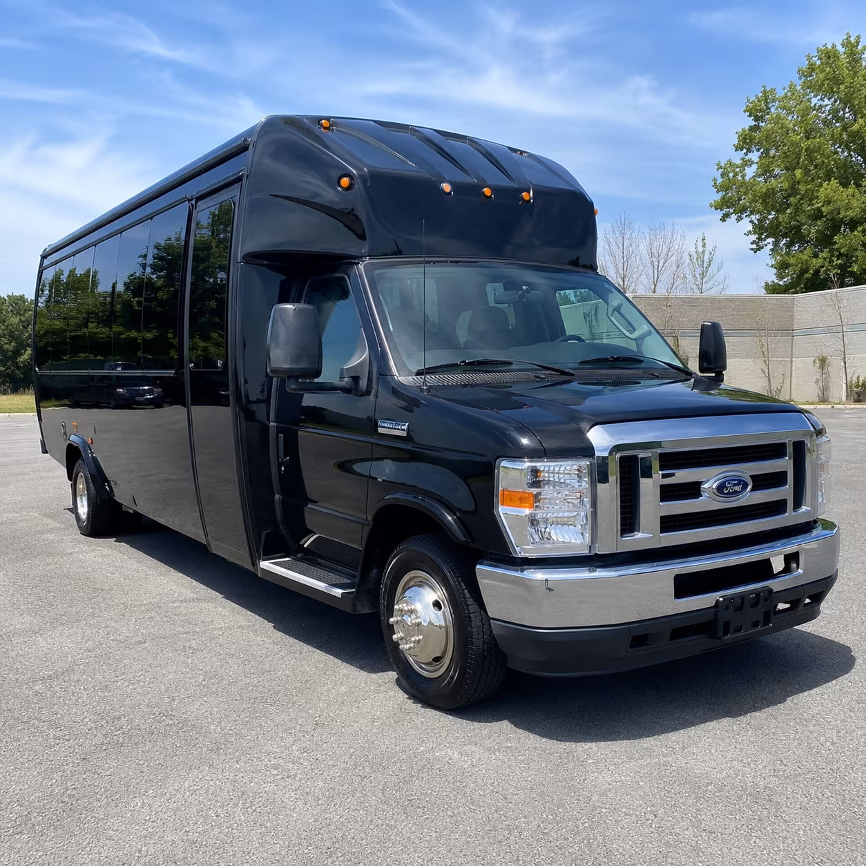 Edison Birthday, Sweet 16, & Quinceañera Transportation party bus exterior