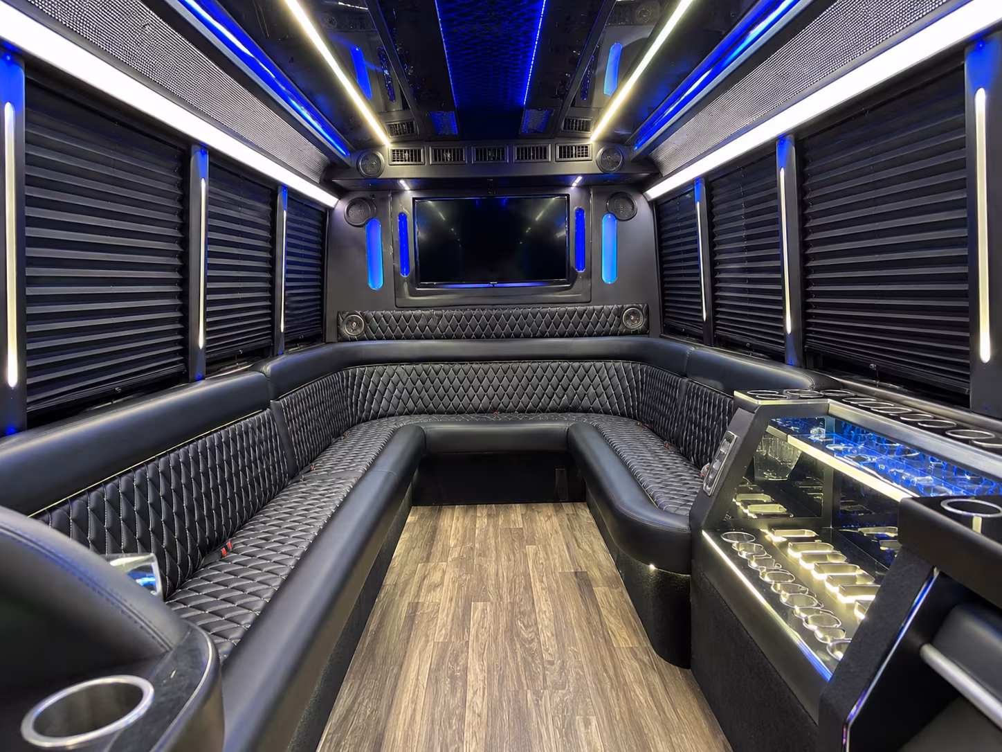Edison Prom & Homecoming Transportation group transportation
