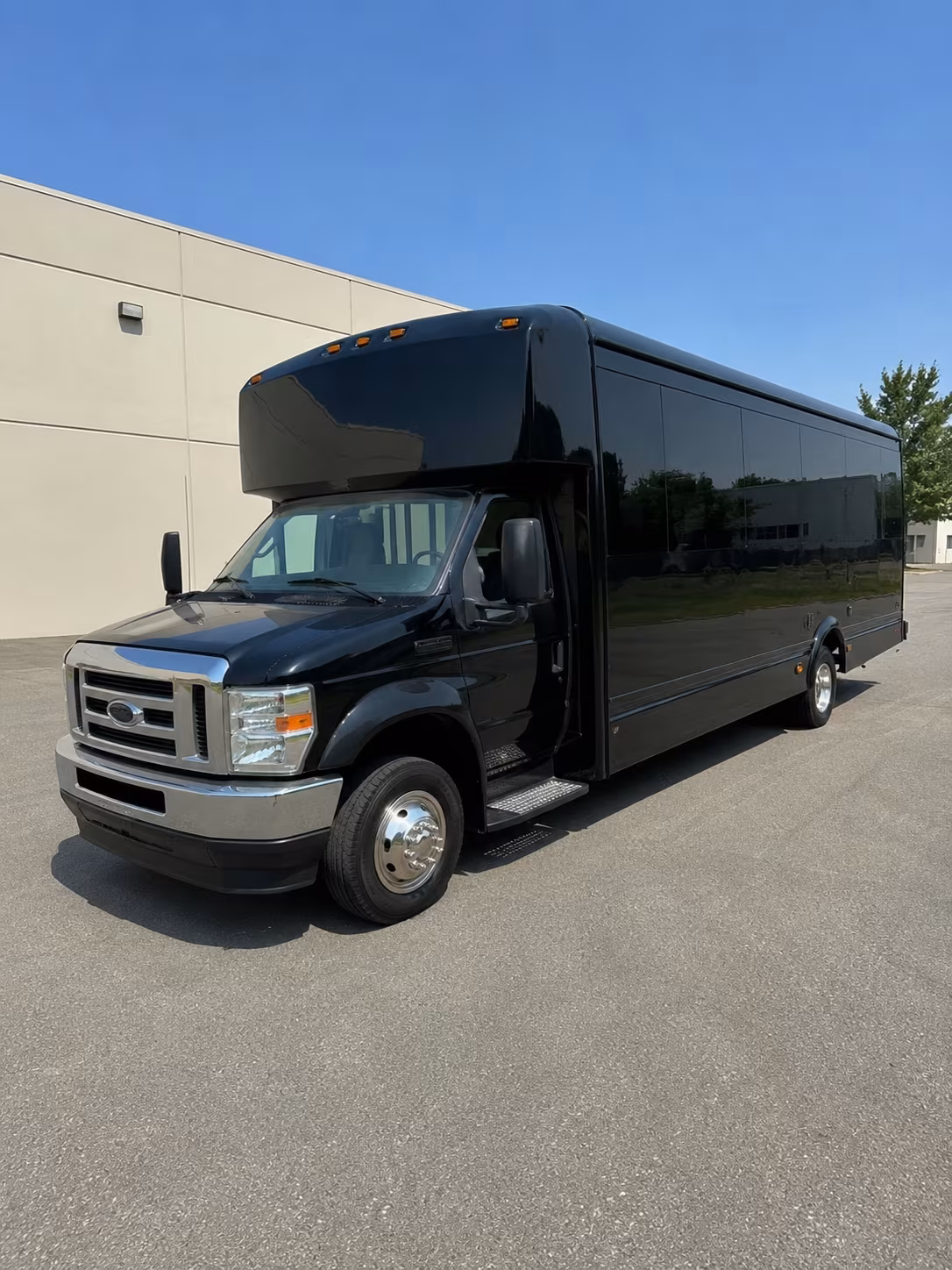 Edison Sporting Event Transportation onboard seating