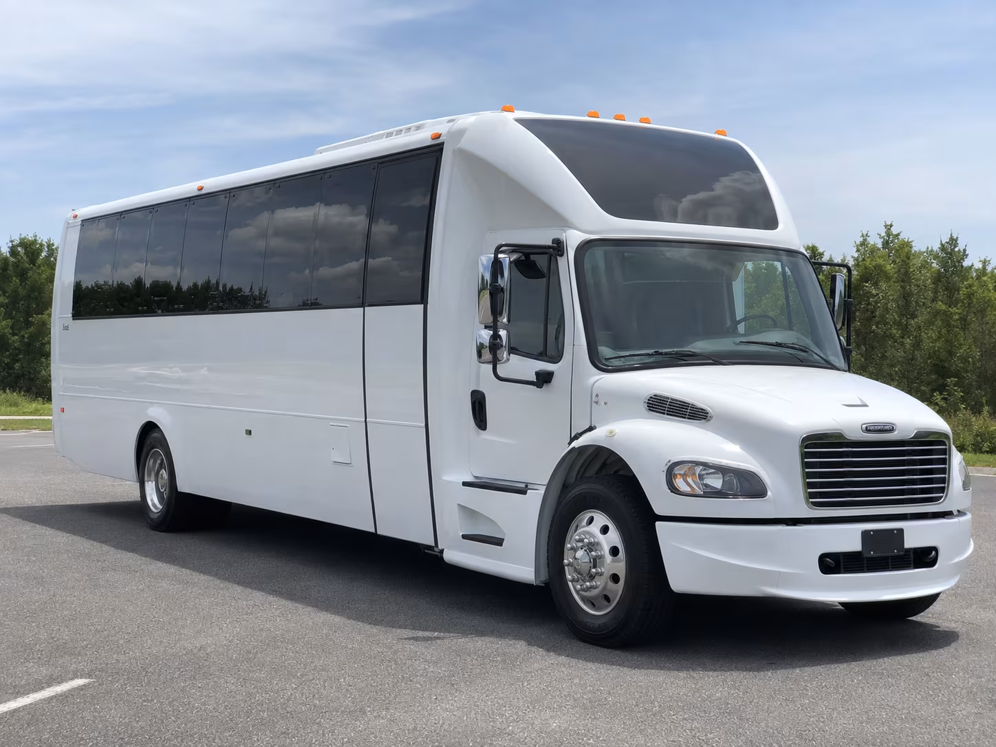 Edison Winery Tour & Pub Crawl Transportation party bus exterior