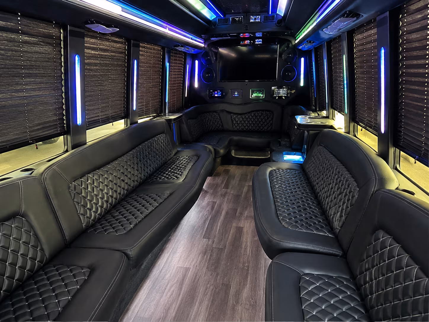 Elizabeth Birthday, Sweet 16, & Quinceañera Party Bus Rentals