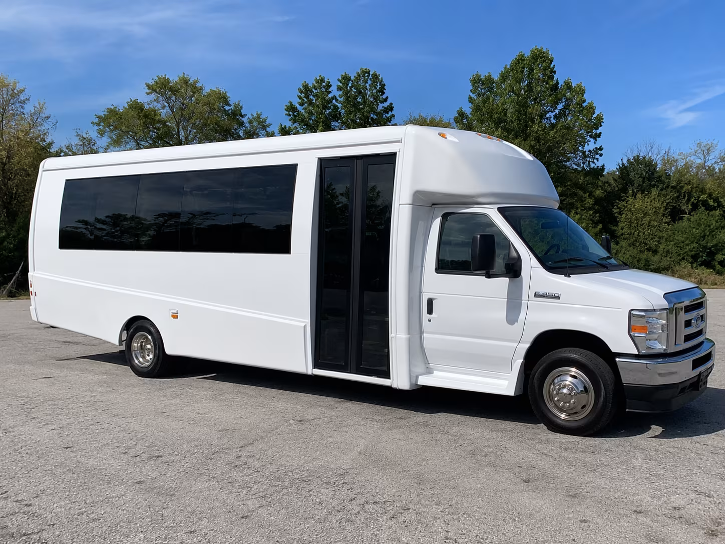 Newark Winery Tour & Pub Crawl Transportation
