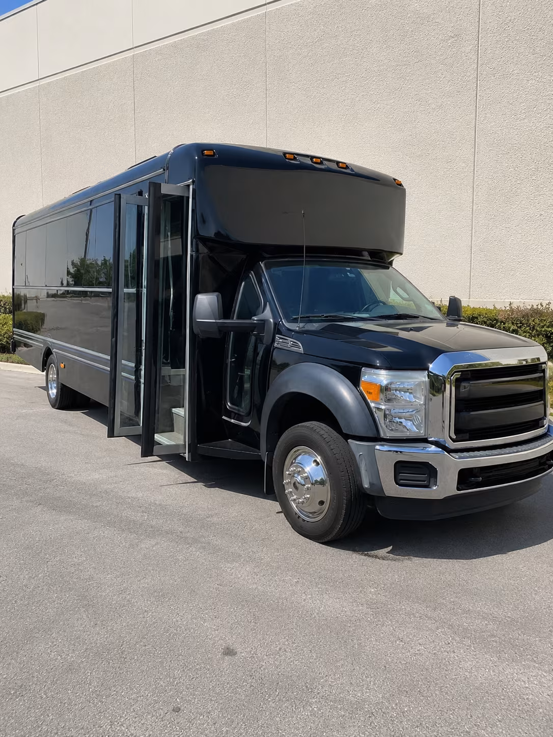 Old Bridge Township Homecoming & Prom Party Bus Rentals